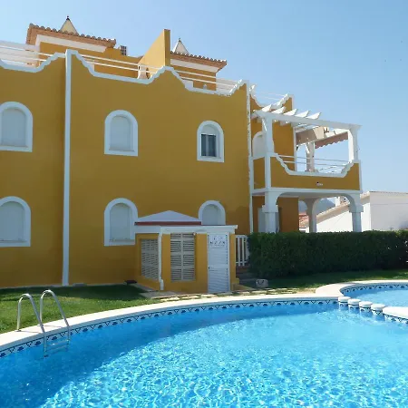 Astrid Locdenia Holiday home *
